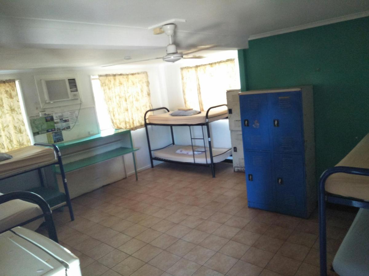Palm Court Backpackers Hostel Katherine Luaran gambar