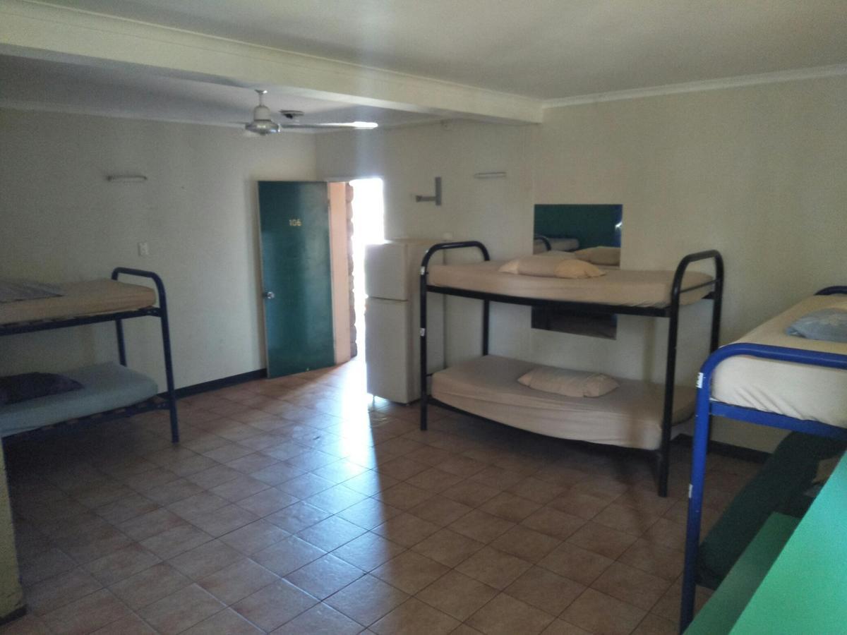 Palm Court Backpackers Hostel Katherine Luaran gambar