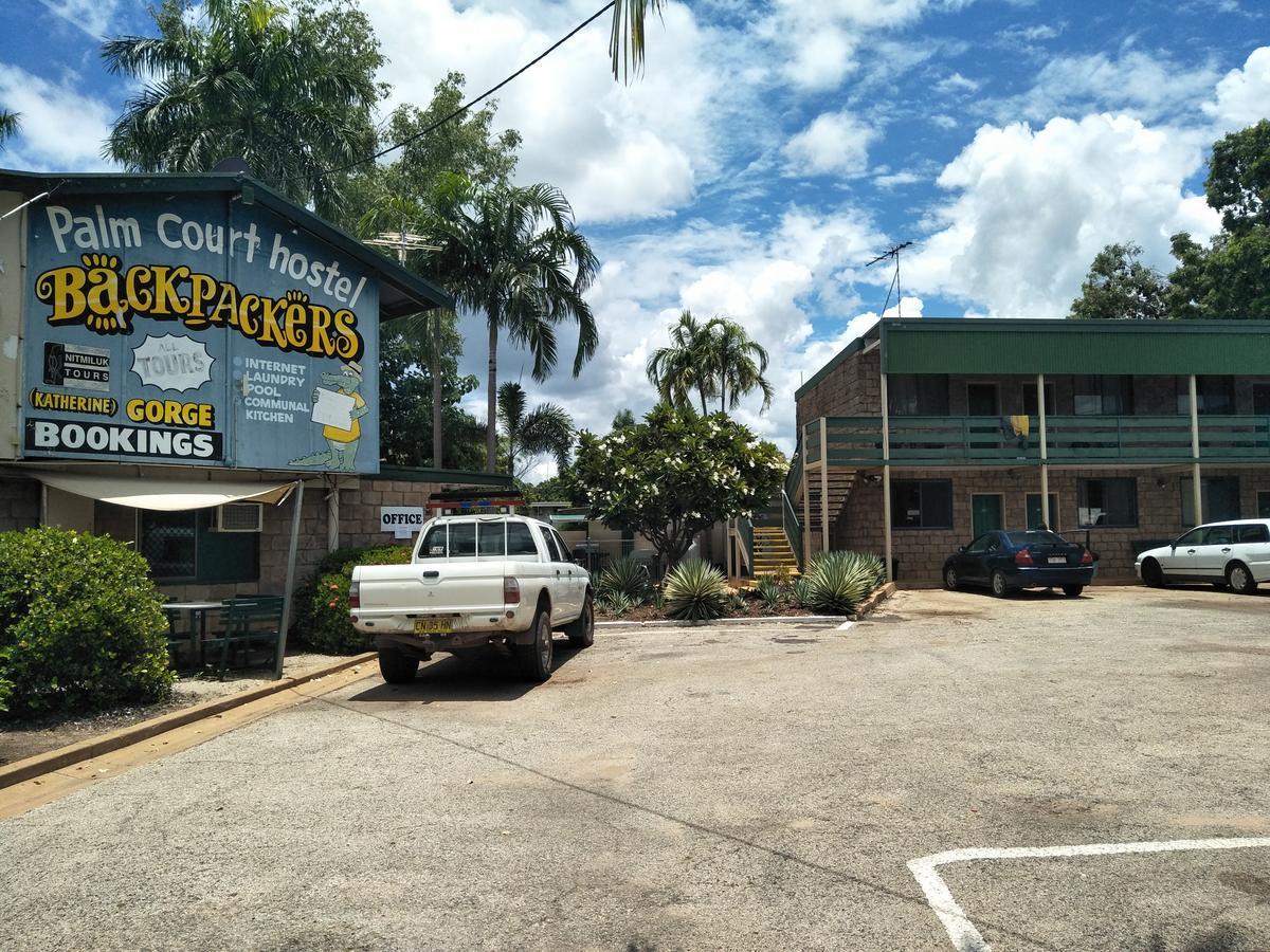 Palm Court Backpackers Hostel Katherine Luaran gambar